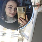 Estudiante apta para dar clases a los niños/as de primaria en cualquier materia.